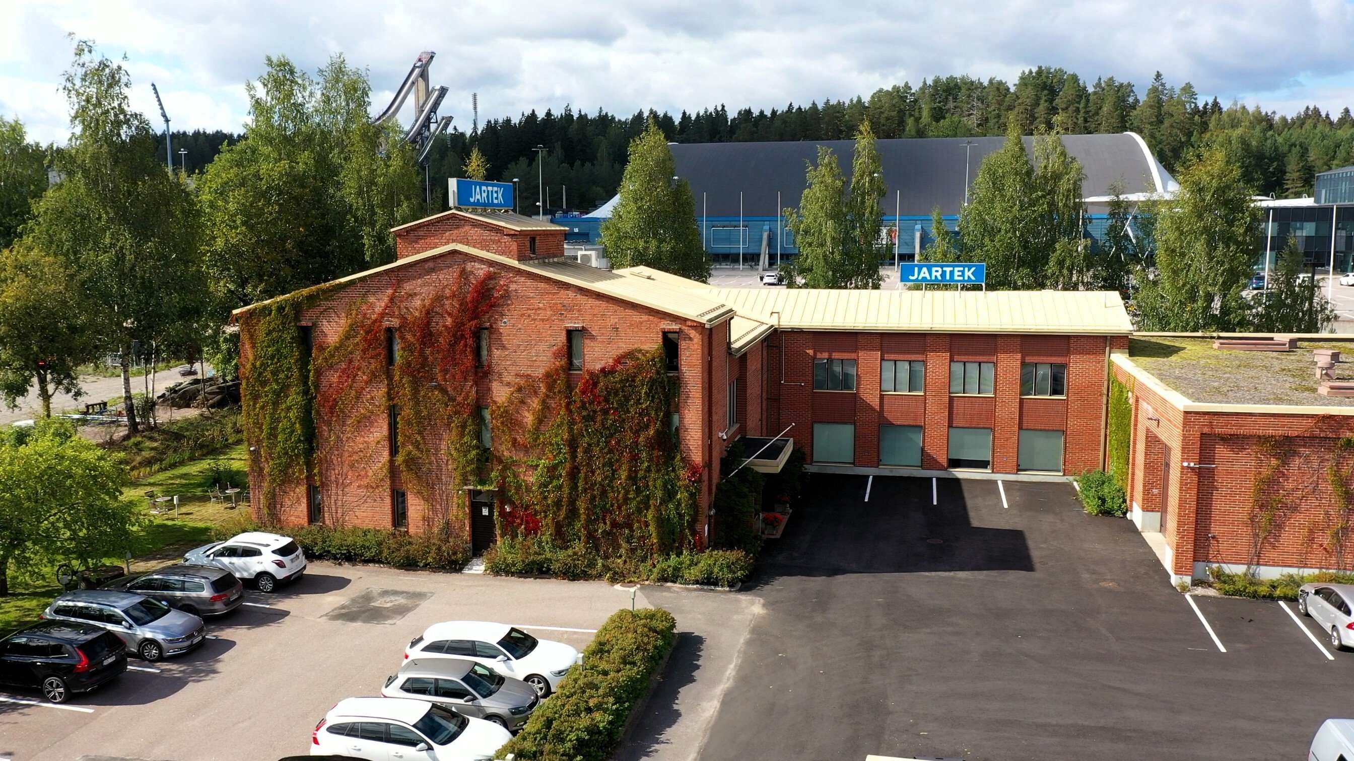 Headoffice_Jartek_drone_02