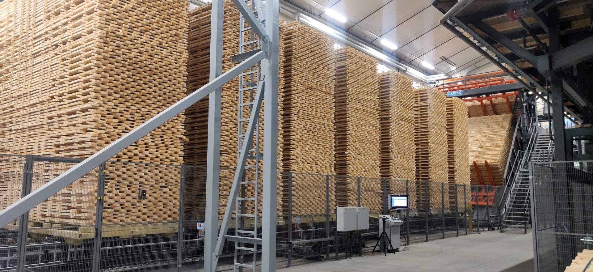 destacker02